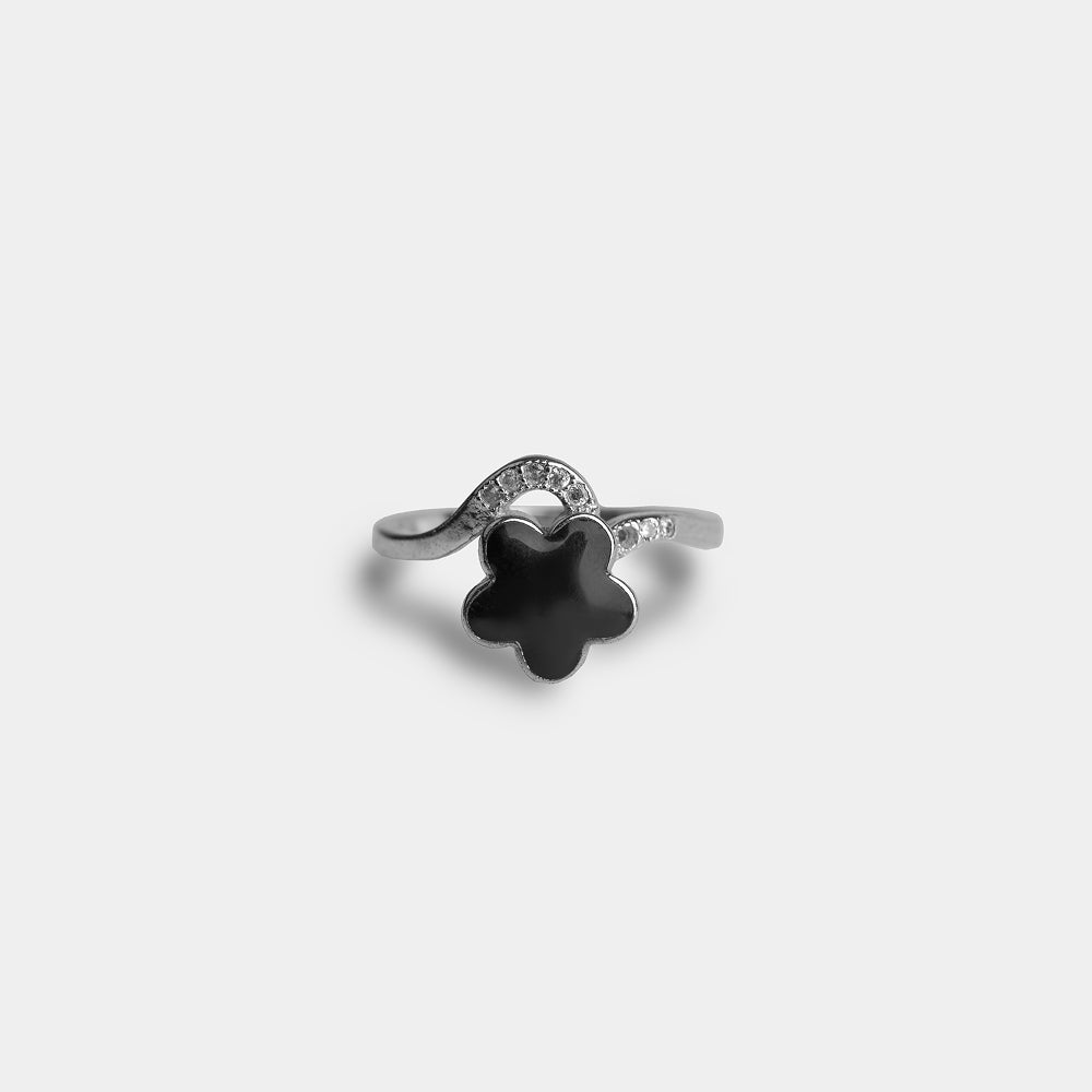 Black Star Ring